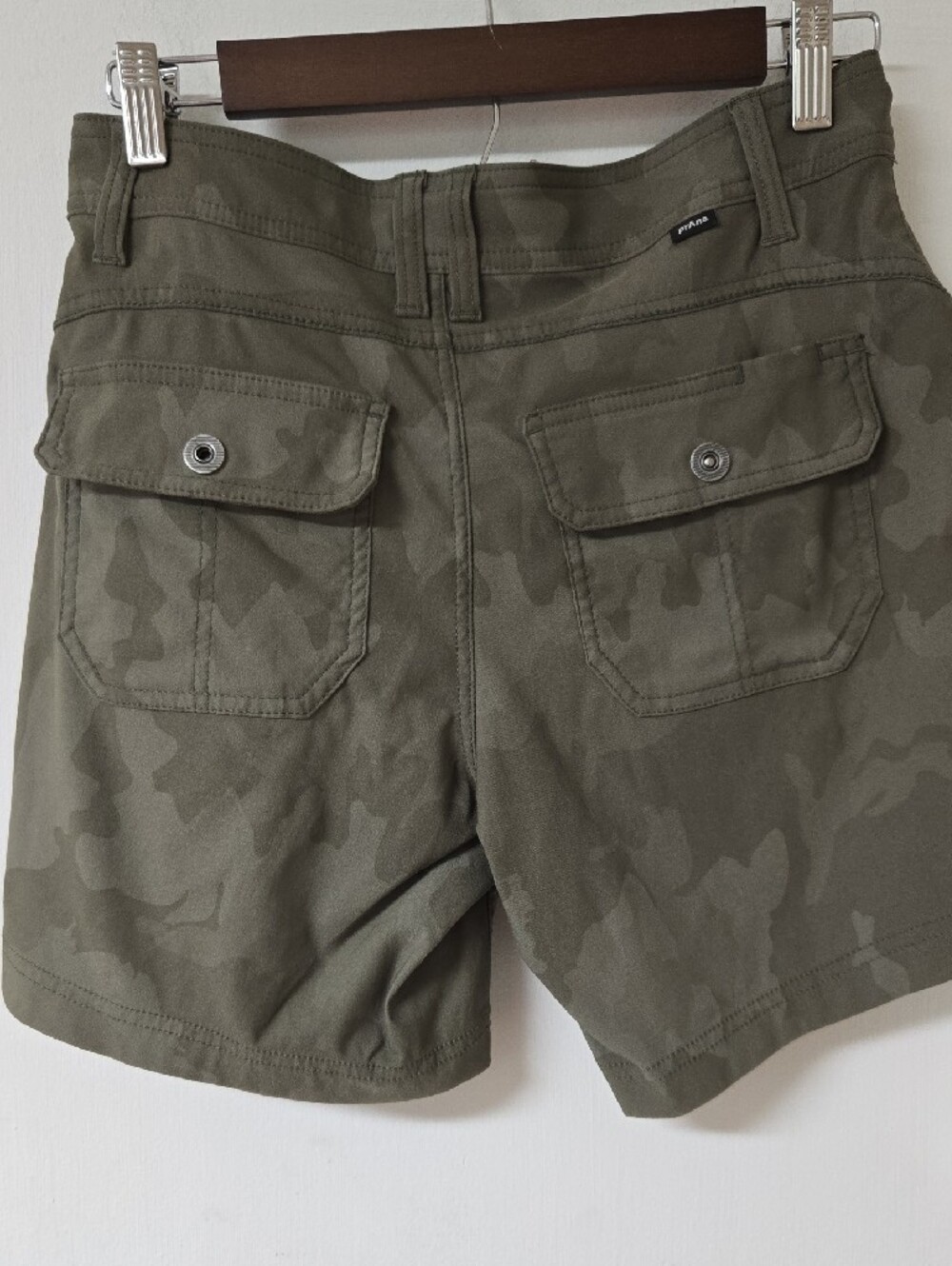 Prana Halle II Sage Camo Shorts - 4 - Picture 6 of 6